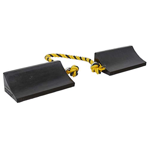 Sealey WC16 Heavy-Duty Rubber Wheel Chocks-Pair
