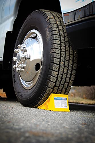 Camco Standard Wheel Chock for Trailers & RVs - Heavy Duty Trailer Wheel Chock Constructed of Durable Plastic w/UV inhibitors - for Use w/Tires Up to 26-inches - Re-Hitch in Confidence - 44412 - size: Standard