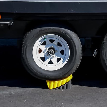 Camco Curved Camper/RV Leveler & Wheel Chock - Features Heavy Duty Honeycomb Design & Includes Non-Slip Rubber Grippers on Wheel Chock - Compatible w/Trailers Up to 30,000 lbs - 1-Pack (44423) | Honeycomb leveler with non-slip grippers; compatible with tr