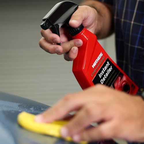 Mothers California Gold 3 Clay Bars, 3 100-gram (07242) | Removes Overspray, Brake Dust, Bugs, Restores Smooth, Brilliant Finish to Paint, Chrome, Glass & Plastic, Safe & Easy to Use