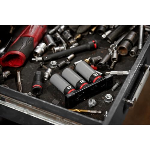 Milwaukee Electric - Shockwave Impact Duty. 1/2 Drive Metric 3PC Lug NU