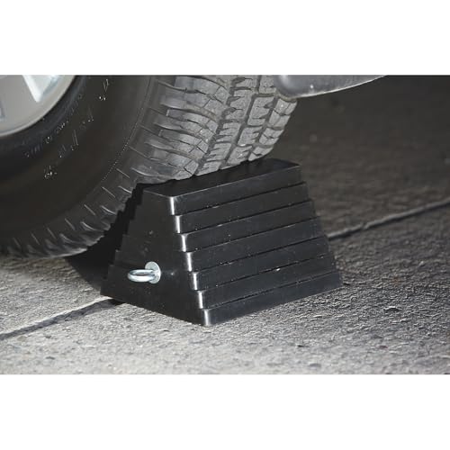 BluBird - Rmx Double-Sided Pyramid Wheel Chock With Eye Bolt (RWC01)