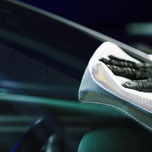 Gyeon Glass Cleaner Streak Free Tint Safe Premium Window Cleaner 500ml | Ammonia-free, tint-safe glass cleaner removes fingerprints and oily film from windshields, mirrors, and screens streak-free. - size: 500 ml