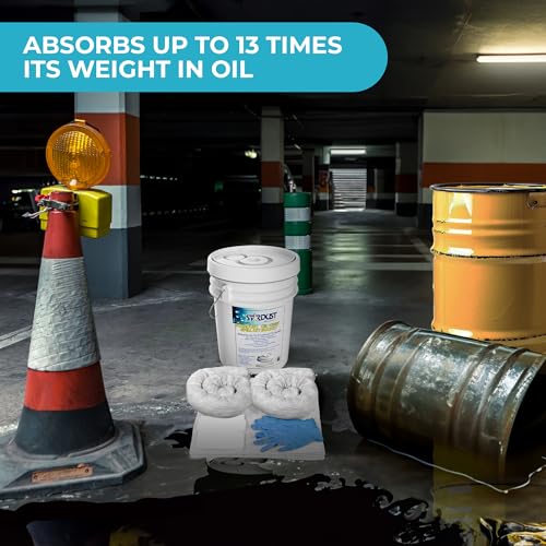 Stardust Spill Products D905P Oil Spill Kit with Portable Bucket | OSHA Approved, 15 Oil Absorbent Pads, 2 3x4' Absorbent Socks, 4 Disposal Bags & Nitrile Gloves, for Fast Response