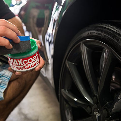 Chemical Guys, Wheel Guard Max Coat & Rim Sealant, Gloss, All Wheels, 8 oz | Durable sealant shields wheels and rims from brake dust and grime, adding gloss and easier rinse-off cleanup