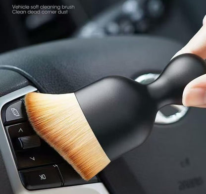 2-Piece Car Soft-Bristle Detail Brush Set Curved Design Vent & Dashboard Crevice Brush Interior Cleaning Tools