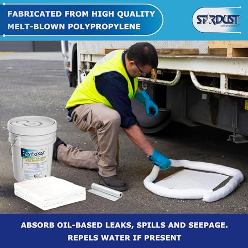 Stardust Spill Products D905P Oil Spill Kit with Portable Bucket | OSHA Approved, 15 Oil Absorbent Pads, 2 3x4' Absorbent Socks, 4 Disposal Bags & Nitrile Gloves, for Fast Response
