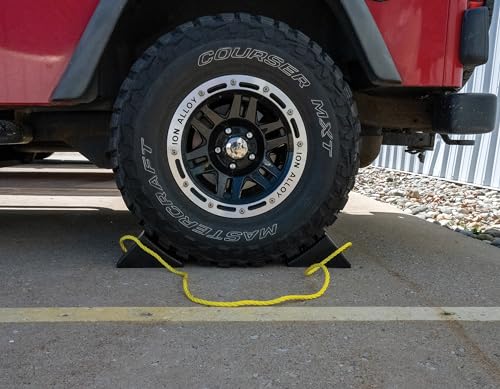 Vestil RWC-2-PR Molded Rubber Wheel Chock with Rope 8 In. x 56 In. x 4 In. Black