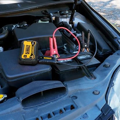 DeWalt Jump Starter DXAELJ18C 1800 Peak Amps | Lithium Ion, USB Power, Carrying Case - size: 1800 Peak Amp