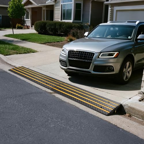 VEVOR Car Driveway Rubber Curb Ramp, 33069 lbs Load Capacity, 2.6 inch Rise Curbside Bridge Ramp with Yellow Reflective Strips, Suitable for Loading Dock, Warehouse, Garage, Sidewalk (3 Pack) - size: 48.8-inch-Long (3 Pack)