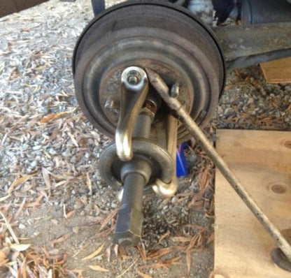 Best Q Drake Off Road Effortlessly Extract Wheel Hubs using our Zinc-Coated Universal Hub Puller Tool - A Durable, Heavy-Duty Solution for All Vehicles 73947