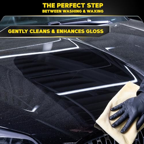 Meguiar's Quik Detailer, Mist & Wipe Car Detailing Spray, Clear Light Contaminants and Boost Shine with a Quick Detailer Spray that Keeps Paint and Wax Looking Like New,32 oz. | Mist & Wipe, Clear Light Contaminants, Boost Shine, Keeps Paint and Wax Looki