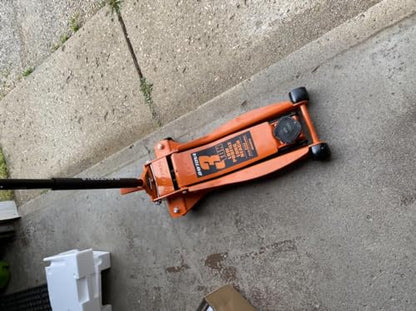 Daytona 3 ton Long Reach Low Profile Steel Heavy Duty Floor Jack with Rapid Pump