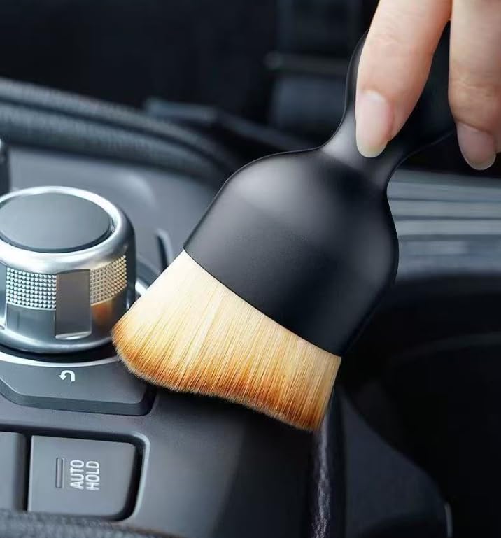 2-Piece Car Soft-Bristle Detail Brush Set Curved Design Vent & Dashboard Crevice Brush Interior Cleaning Tools