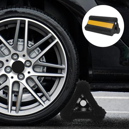Heavy Duty Rubber Wheel Chocks with Rope Non-Slip Tire Stoppers 210x115x105mm for Cars Trucks Trailers Airport Use Safety Wheel Blocks