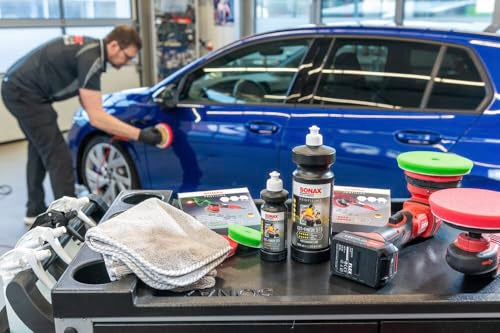 SONAX Cut & Finish 225300 | High Performing Polish/Compound | Rated 5 Cut & 5 Gloss | Removes Paint Defects, P1500 Sanding Marks & Water Spots | Long Work Time & Easy Wipe-Off | Silicone-Free | 1000ml - size: 1L