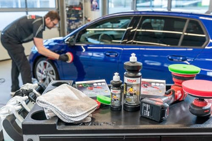 SONAX Cut & Finish 225300 | High Performing Polish/Compound | Rated 5 Cut & 5 Gloss | Removes Paint Defects, P1500 Sanding Marks & Water Spots | Long Work Time & Easy Wipe-Off | Silicone-Free | 1000ml - size: 1L