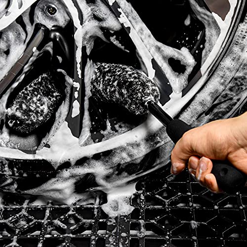 Metal Free Soft Wheel Cleaner Brush, Synthetic Wool Rim Cleaning Brush, Highly Water Absorption, Dense and Durable Tire Brush for Cleaning Wheels, Rims, Spokes, Fenders, Engines… - color: Gray
